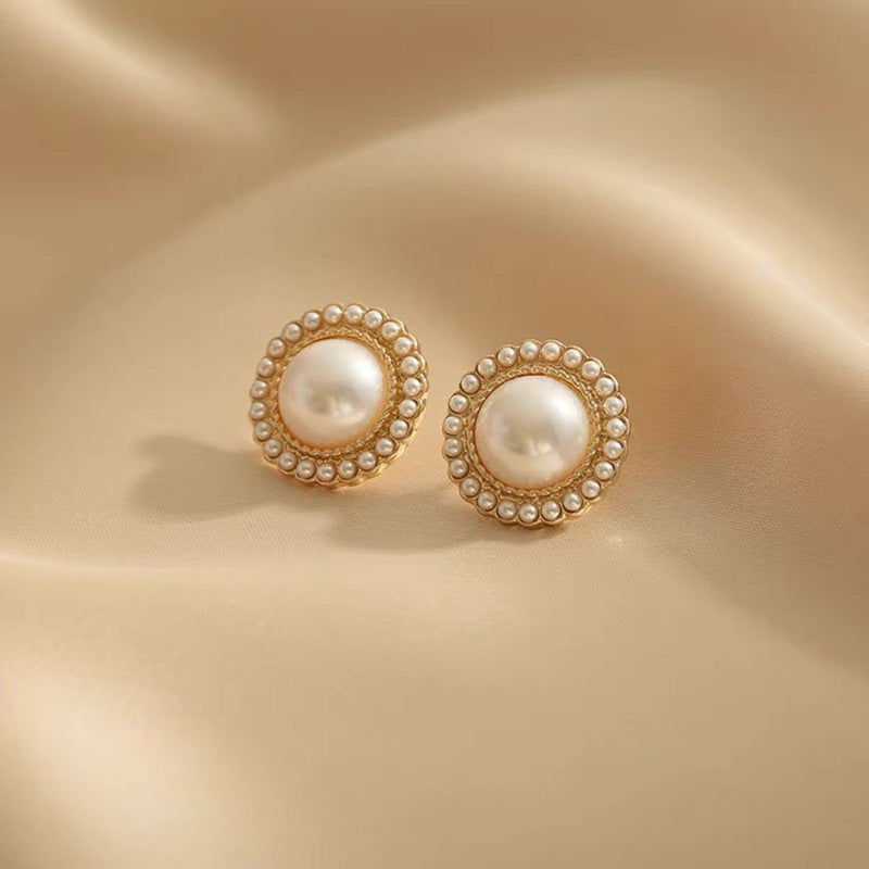 Boucles d'oreilles en perles Yona élégantes intemporelles dorées
