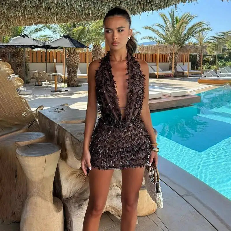 Robe Courte Sequins Motif Diamant - Dos Nu & Fente Élégante